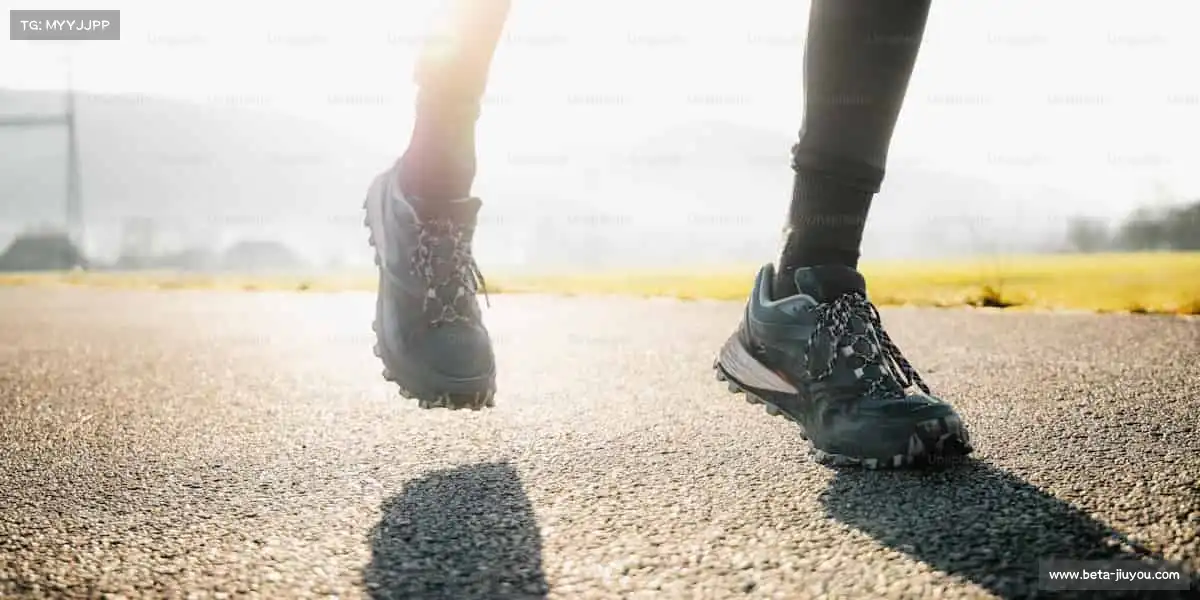 九游体育网站——🏓乒乓对决，弧线制胜！